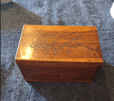 box-with-napkin-rings